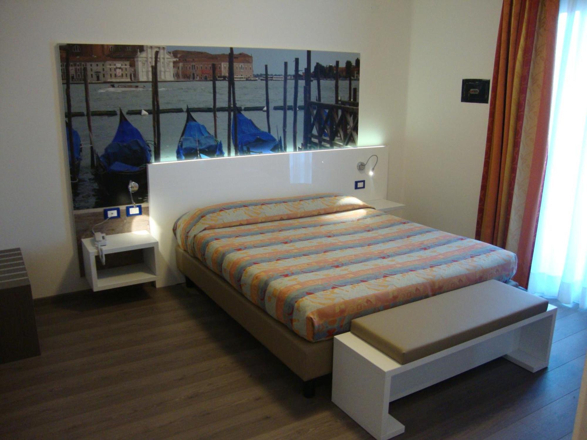 Hotel Venezia Caorle Exterior foto